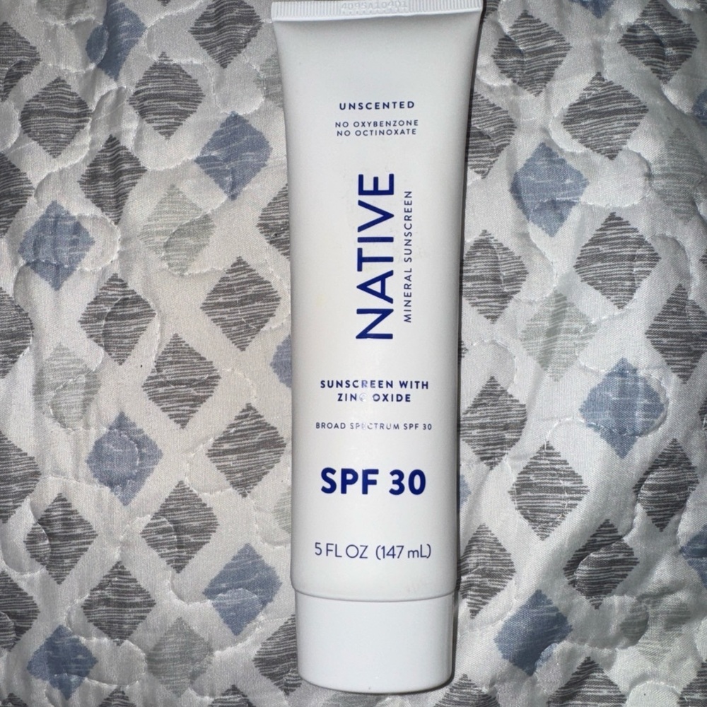 Native Mineral Sunscreen SPF 30 - White